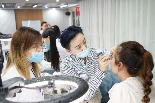 广州伊姿美纹绣学校没有任何隐形消费,广州伊姿美纹绣学校学校有的