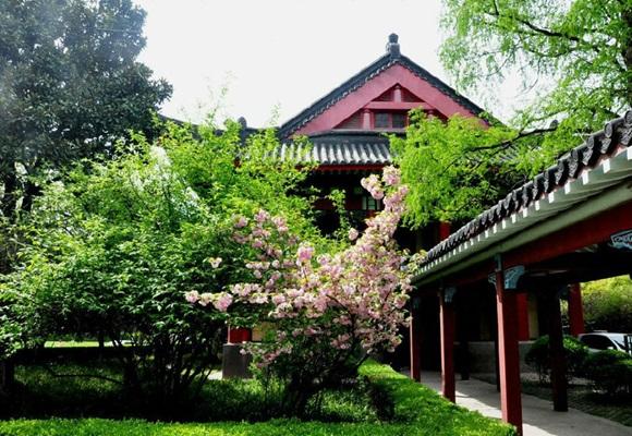 南京师范大学