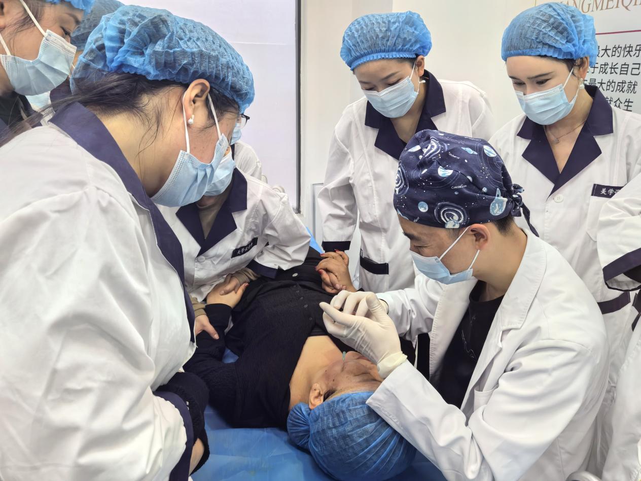 上海轻医美培训学校需要什么条件 轻医美培训班回访