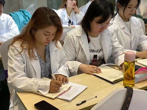 桂林医学美容整形培训学校哪里老师教的好