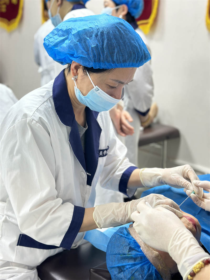 武汉有名的医美学校 想轻医美培训