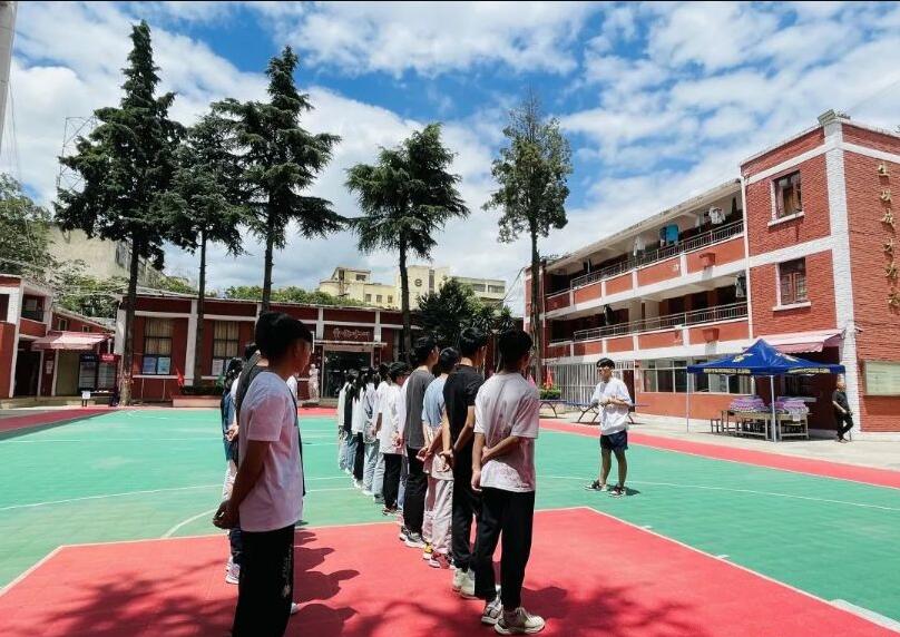 云南师大附中老协补习学校位置在哪里