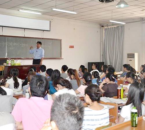 北京财科学校授课现场2