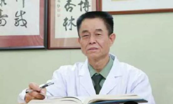 龙氏治脊疗法传承临床跟诊