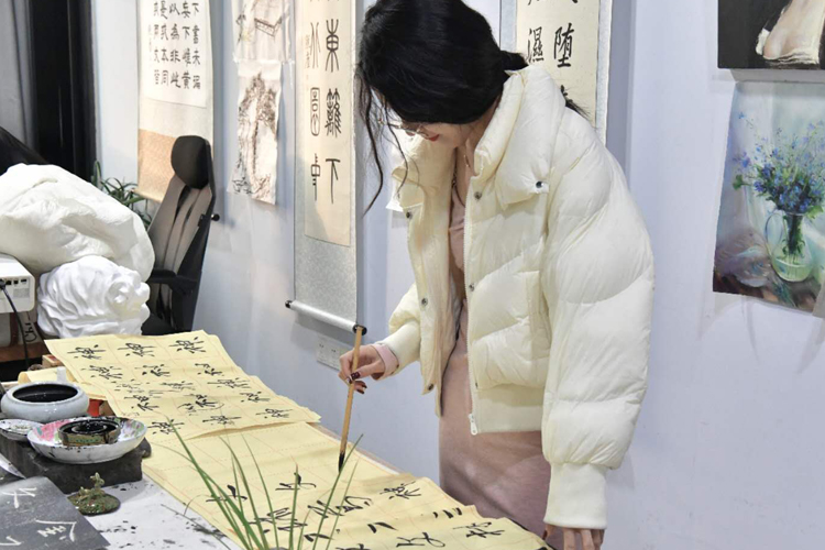 合肥專業(yè)成人軟筆書(shū)法工作室