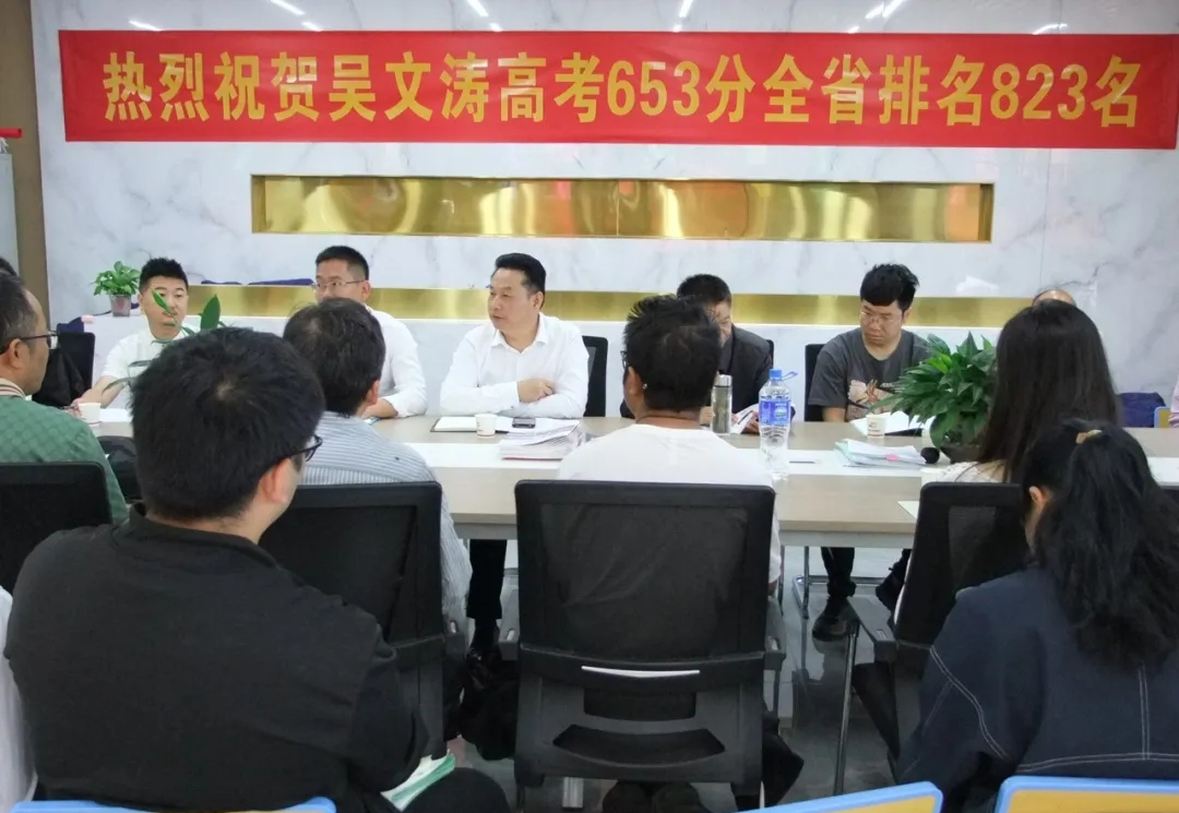 昆明鐘英培訓學校收費怎么樣收費標準是多少