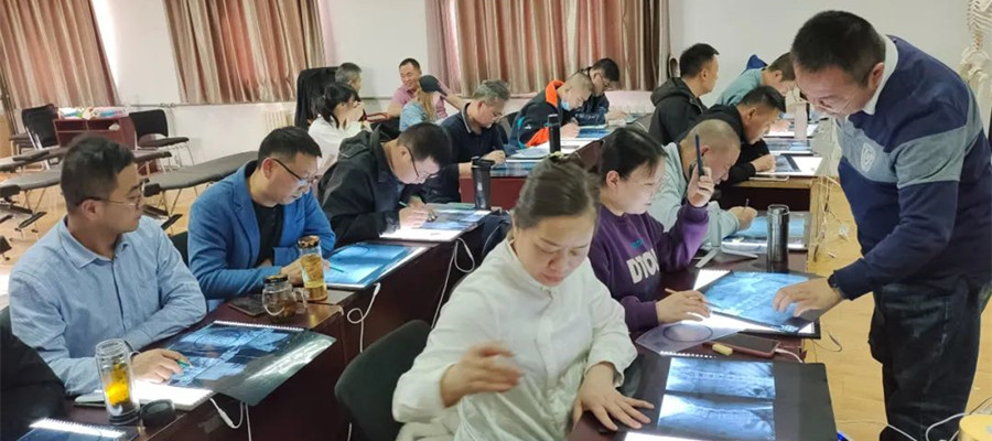 5月27北京牟新老师新脊椎矫正技术培训